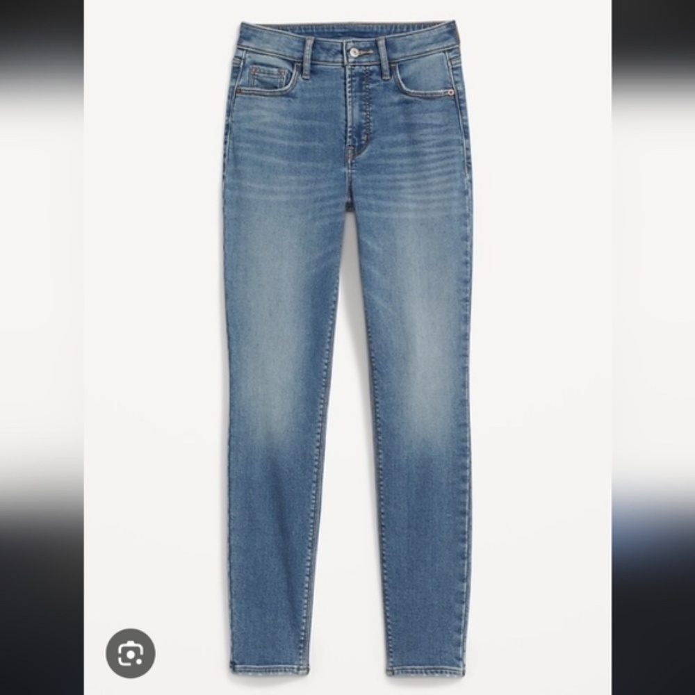 Old Navy Rockstar Super Skinny Mid-Rise Jeans